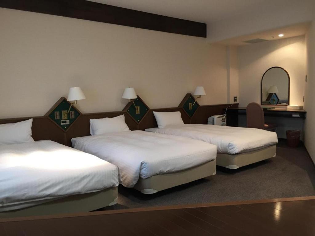 Hotel New Omi Omihachiman Exterior photo